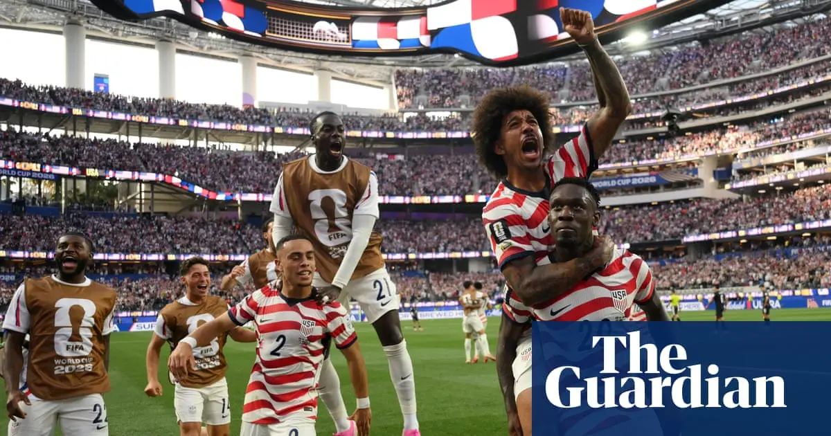 USA bulldoze Paraguay as co-hosts romp to victory in World Cup opener