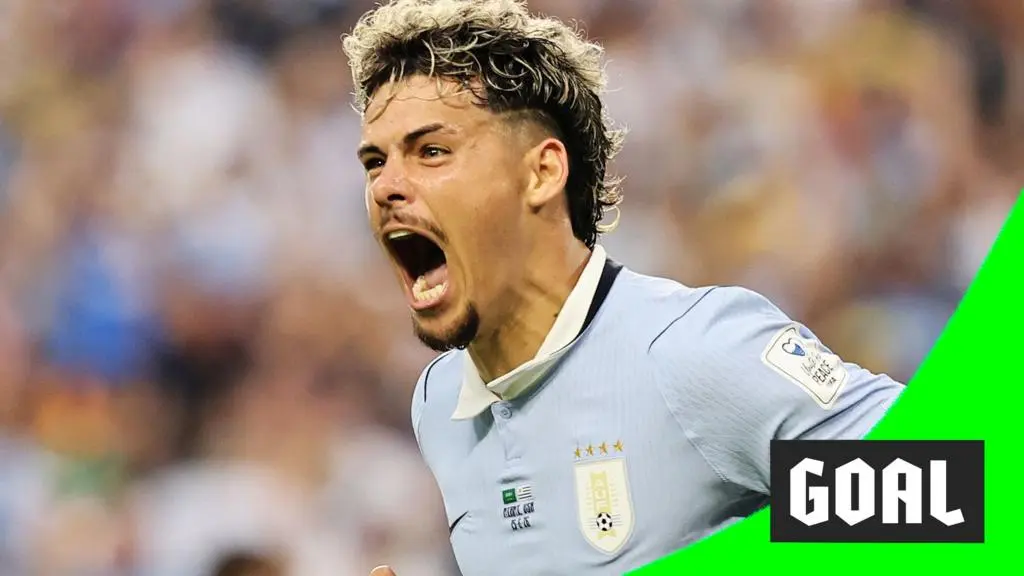 ‘Huge goal!’ – Araujo equalises for Uruguay against Saudi Arabia