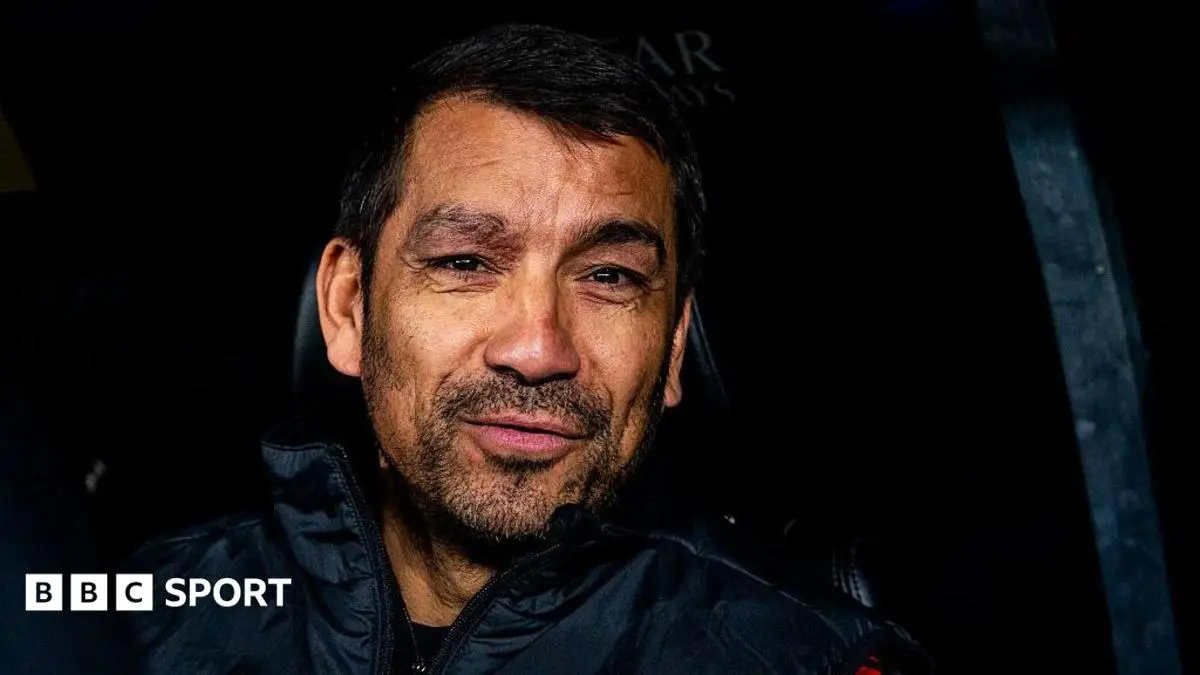 Van Bronckhorst returns to Feyenoord as head coach