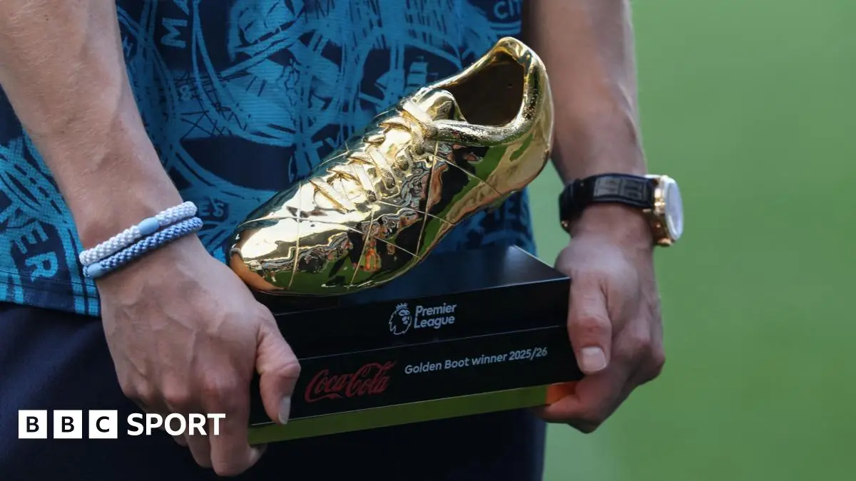 Who won the Premier League golden boot?