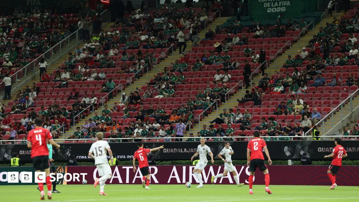 Fans on concourses instead of in seats, claims Fifa